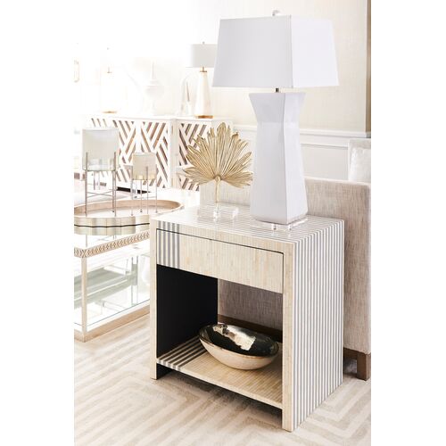 Tidewater Mirrored Cabinet, White 4 Tidewater Mirrored Cabinet, White