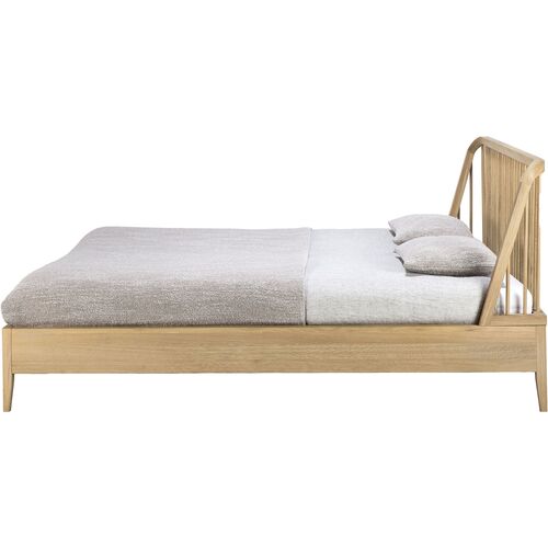 Spindle Bed, Oak 3 Spindle Bed, Oak