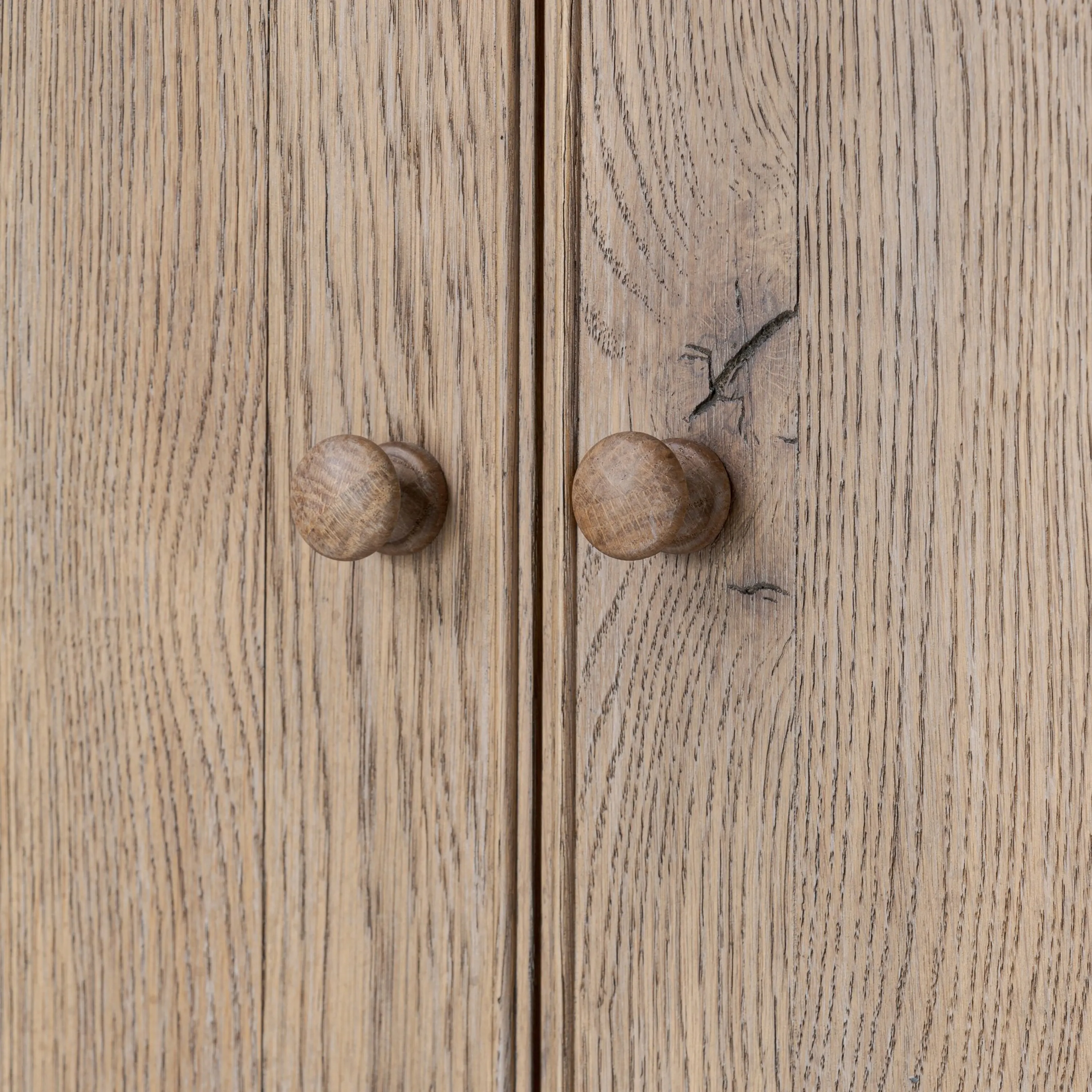 Lorvyn Armoire, Weathered Oak 10 Lorvyn Armoire, Weathered Oak