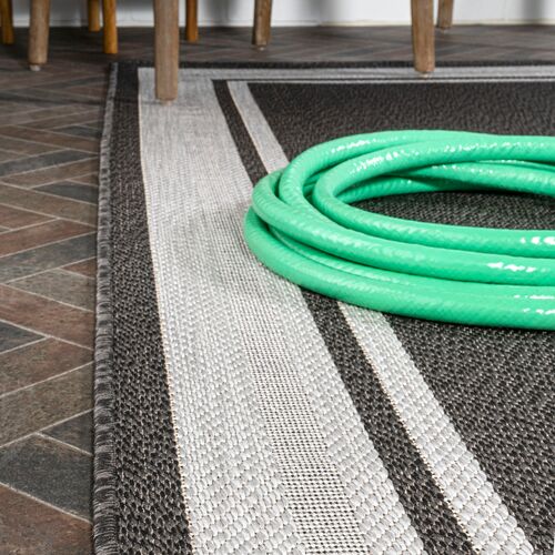 Jamie Indoor/Outdoor Rug, Black/Cream 4 Jamie Indoor/Outdoor Rug, Black/Cream