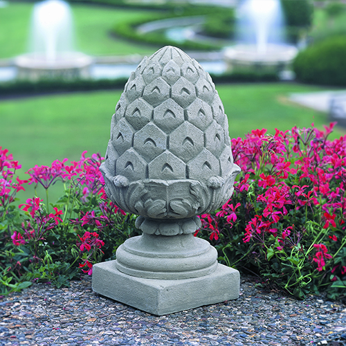 18" Longwood Pineapple Finial, Verde 2 18" Longwood Pineapple Finial, Verde