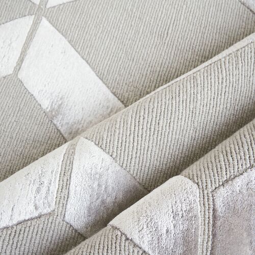 Metro Velvet hand-knotted Rug, Silver 3 Metro Velvet hand-knotted Rug, Silver