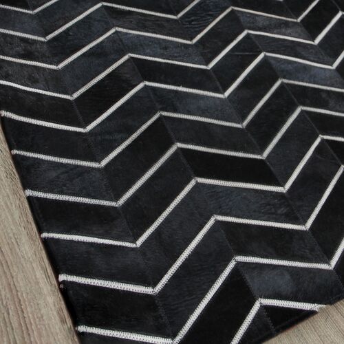 Natural Hide Cowhide hand-tufted Rug, Black/Ivory 2 Natural Hide Cowhide hand-tufted Rug, Black/Ivory