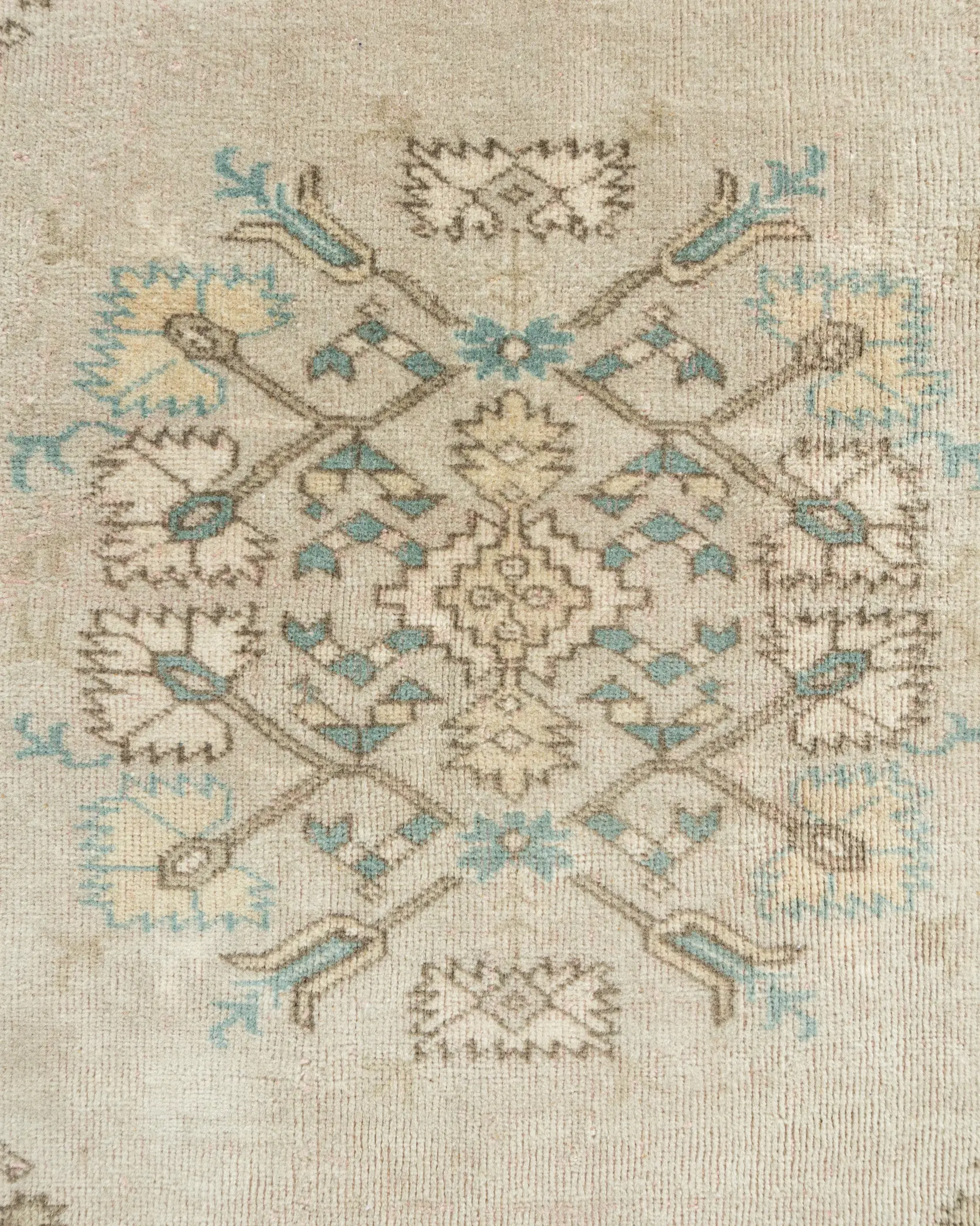 Oushak Rug Lightly Distressed 6'4 X 8' 5 Oushak Rug Lightly Distressed 6'4 X 8'