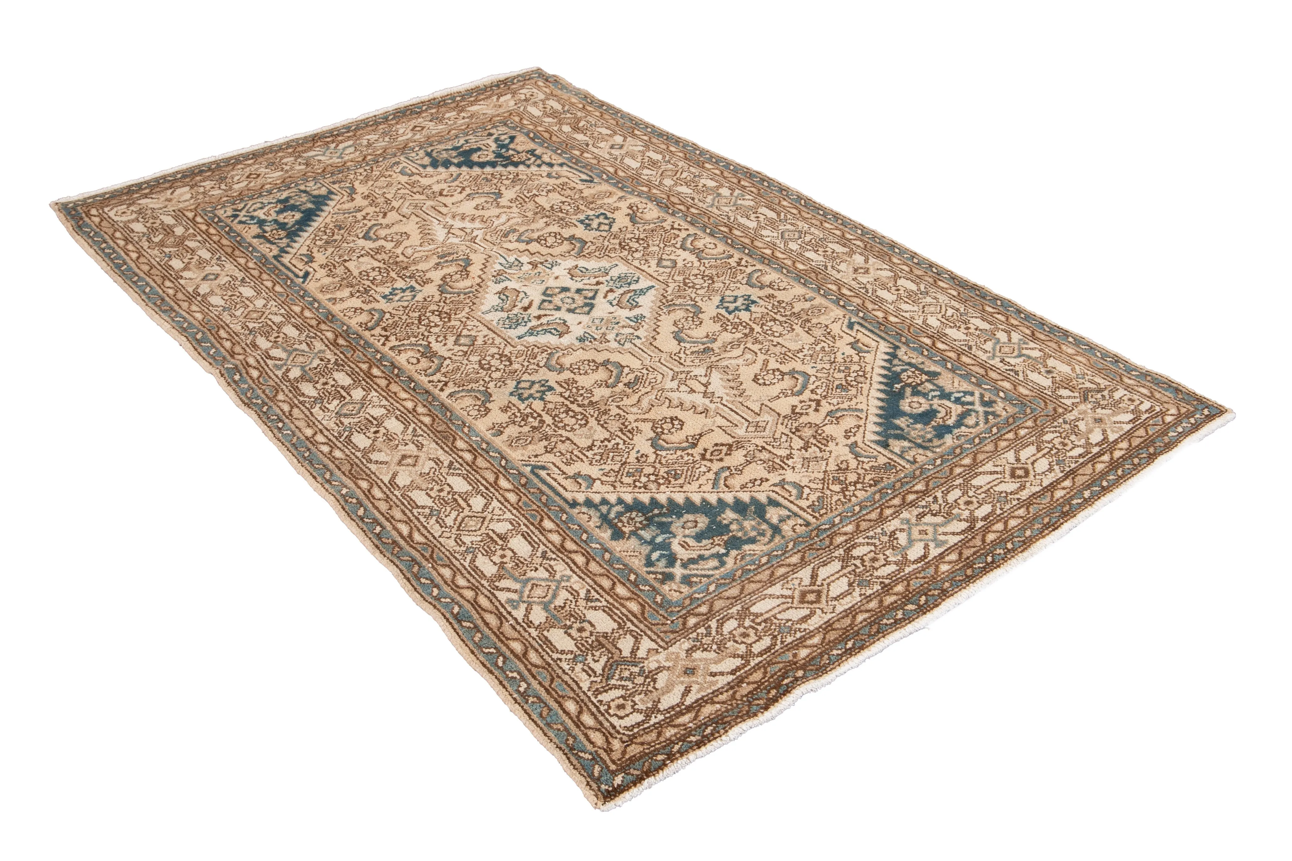 4'4'' x 7' Vintage Wool Rug, Beige 10 4'4'' x 7' Vintage Wool Rug, Beige