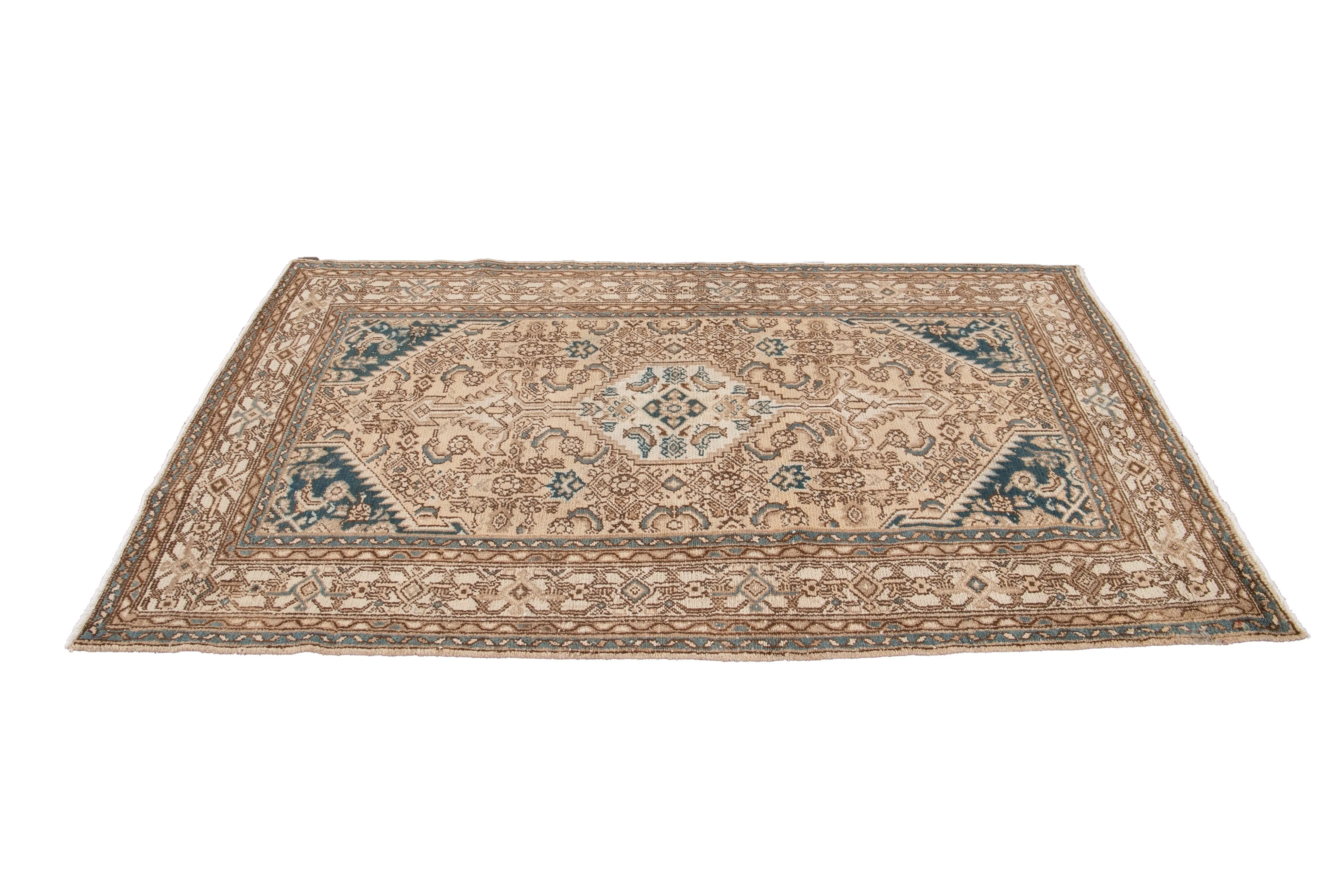 4'4'' x 7' Vintage Wool Rug, Beige 7 4'4'' x 7' Vintage Wool Rug, Beige