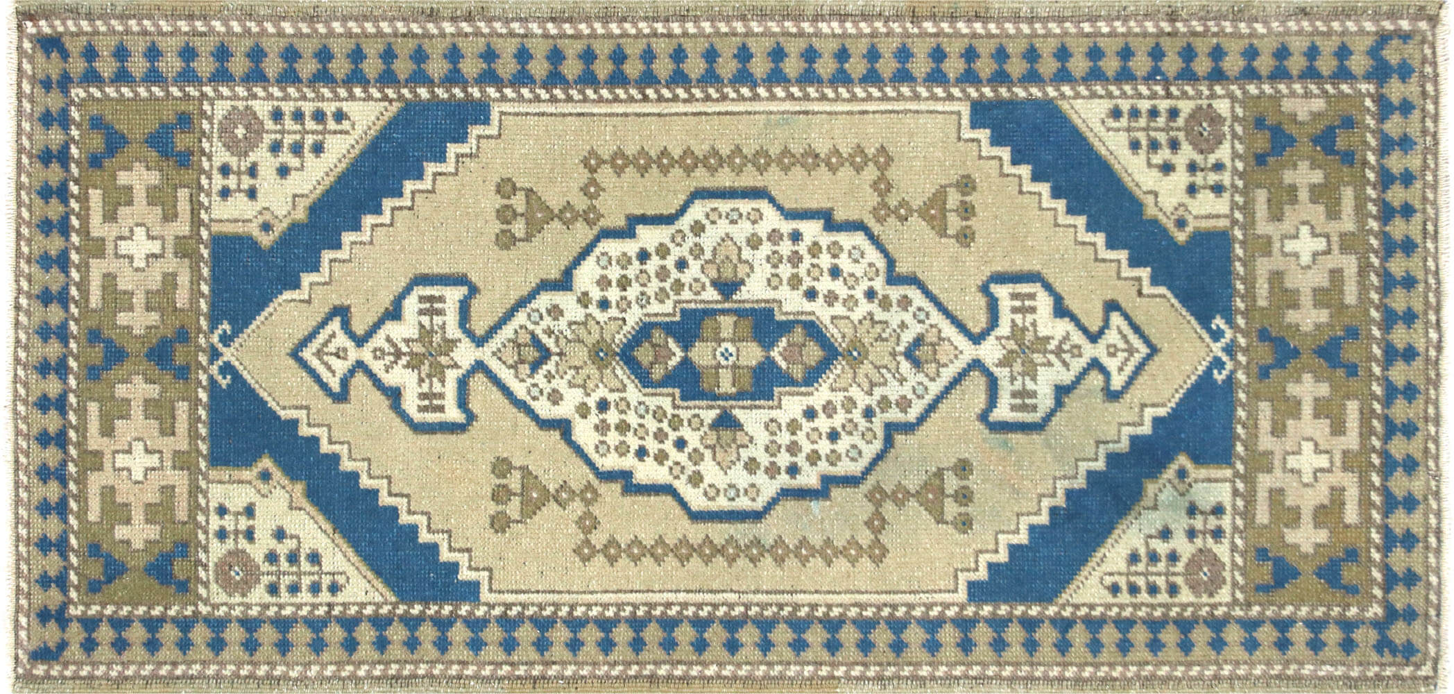 1960s Turkish Oushak Yastic, 1'10"x3'10" 1 1960s Turkish Oushak Yastic, 1'10"x3'10"