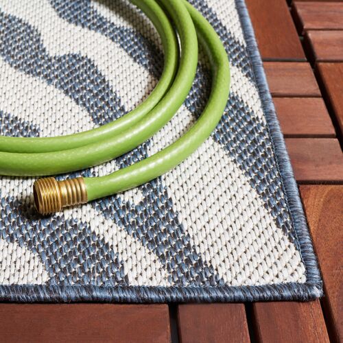 Halie Rug, Navy 4 Halie Rug, Navy