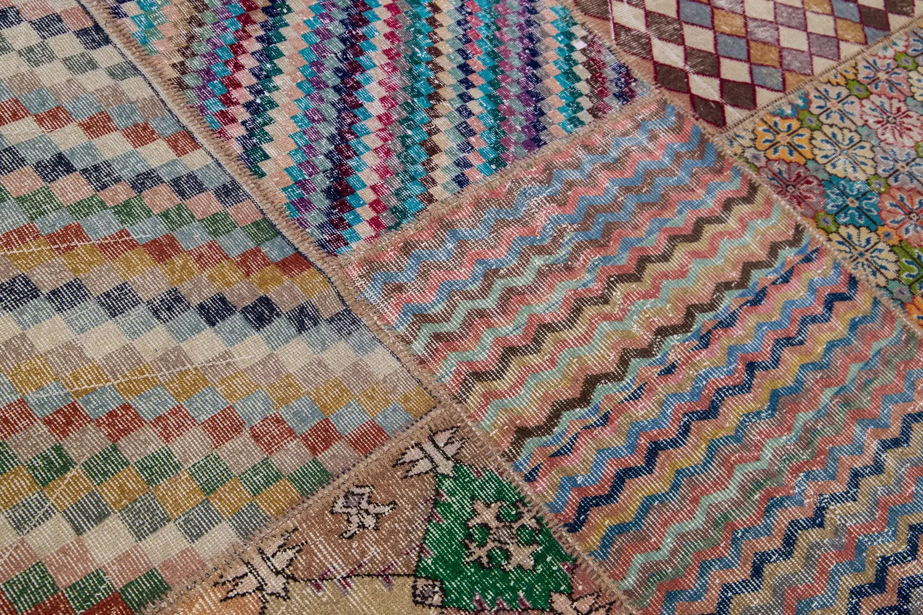 Vintage Turkish Patchwork Wool Rug 5 Vintage Turkish Patchwork Wool Rug
