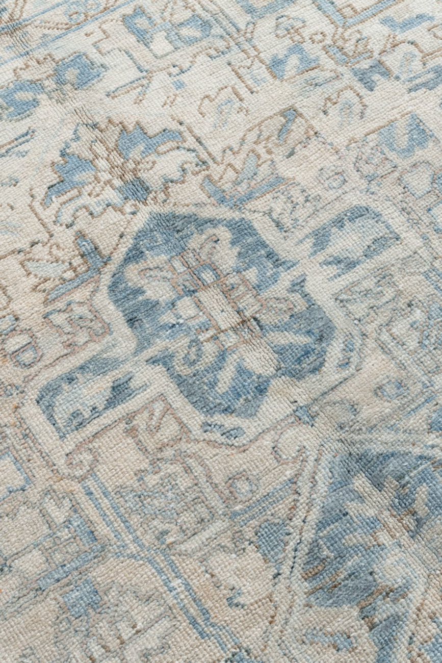 Persian Heriz Rug 9'8 X 12'10 3 Persian Heriz Rug 9'8 X 12'10