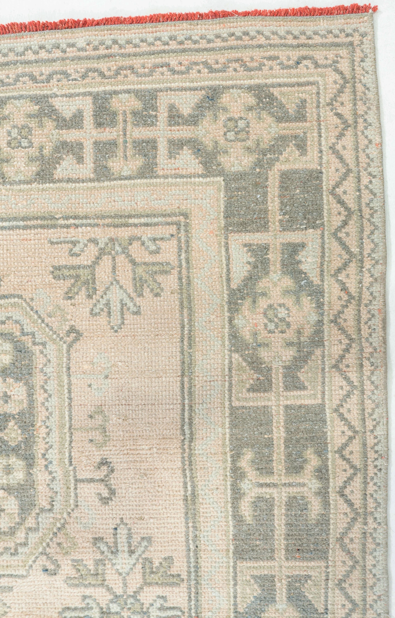 Oushak Anatolian Runner 4'5 X 10'11 3 Oushak Anatolian Runner 4'5 X 10'11