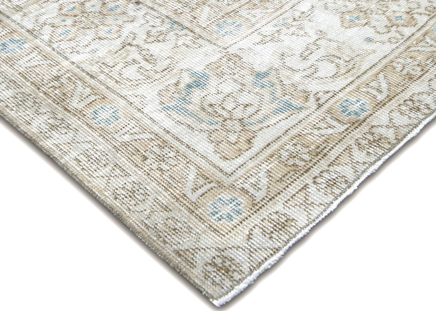 1960s Turkish Oushak Rug, 7'8" x 11' 3 1960s Turkish Oushak Rug, 7'8" x 11'