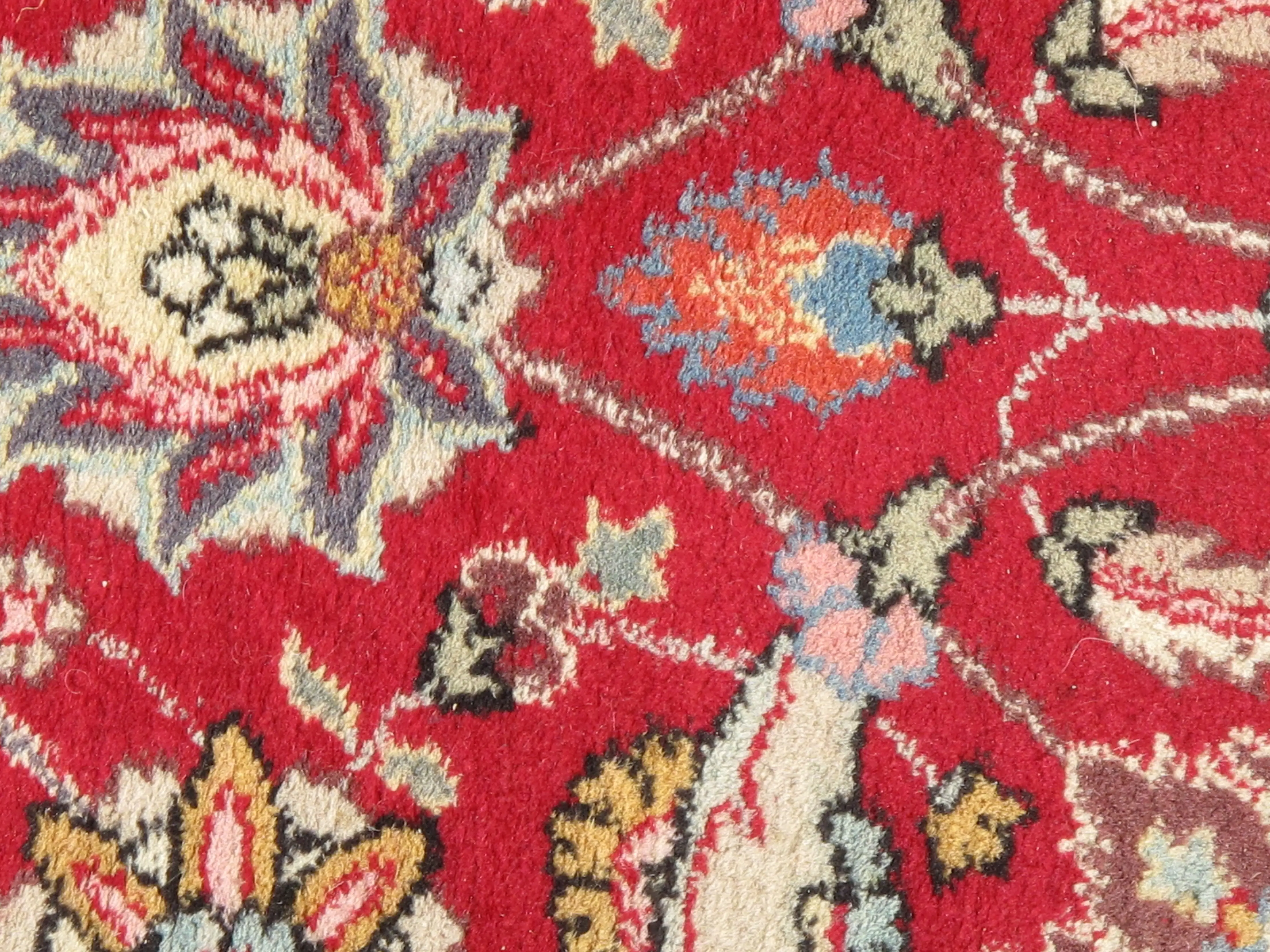Tabriz Hand Woven Rug 7'1" X 9'10" 2 Tabriz Hand Woven Rug 7'1" X 9'10"