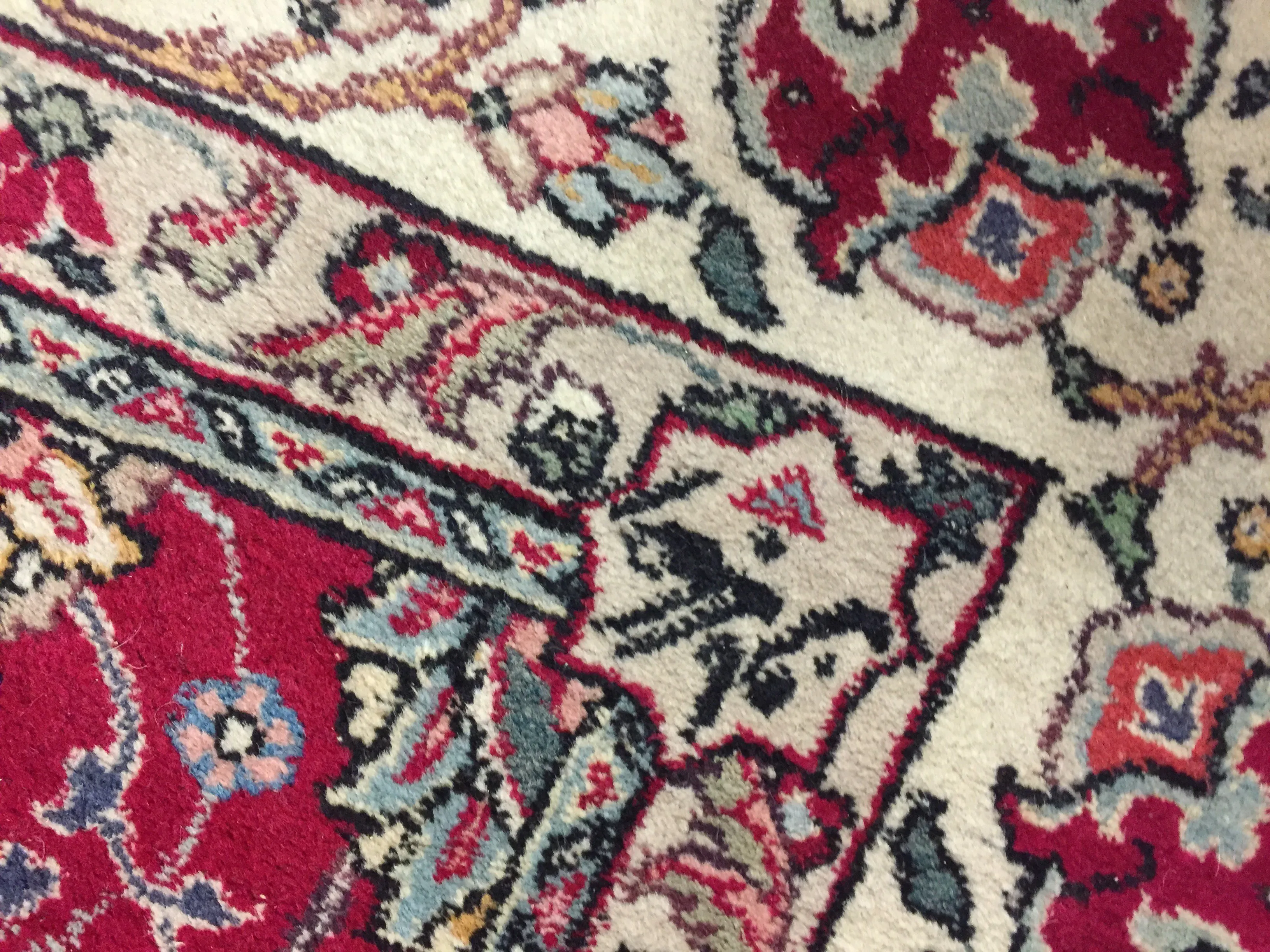 Tabriz Hand Woven Rug 7'1" X 9'10" 5 Tabriz Hand Woven Rug 7'1" X 9'10"