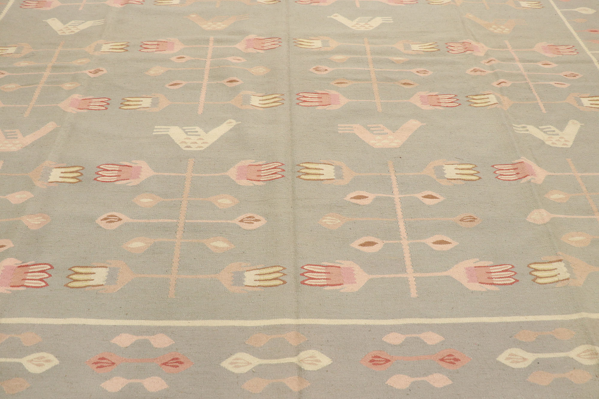 Vintage Romanian Kilim Rug, 8'10 x 12'5 4 Vintage Romanian Kilim Rug, 8'10 x 12'5