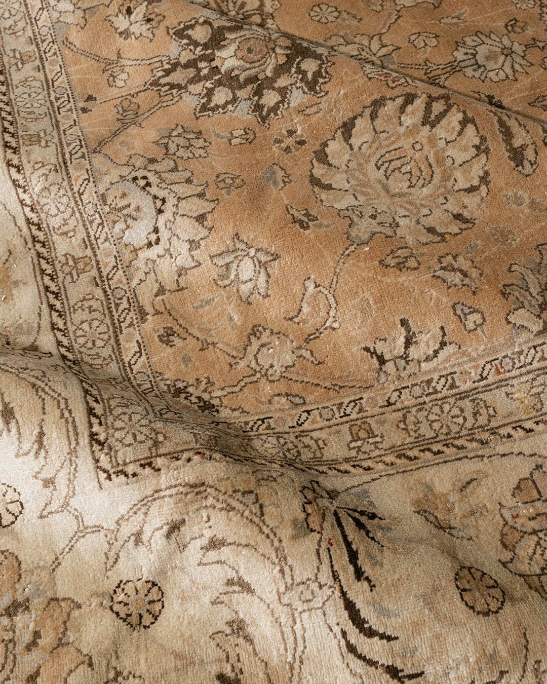 10'5"x15'6" Large Persian Tabriz Rug 3 10'5"x15'6" Large Persian Tabriz Rug