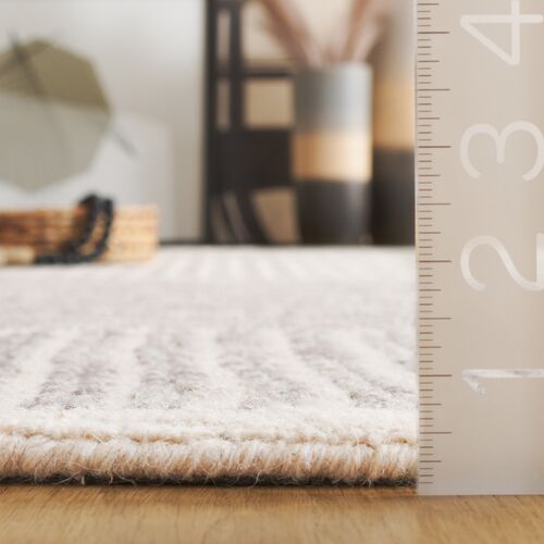 Giulia Hand Tufted Wool/Jue Rug, Ivory/Grey 4 Giulia Hand Tufted Wool/Jue Rug, Ivory/Grey