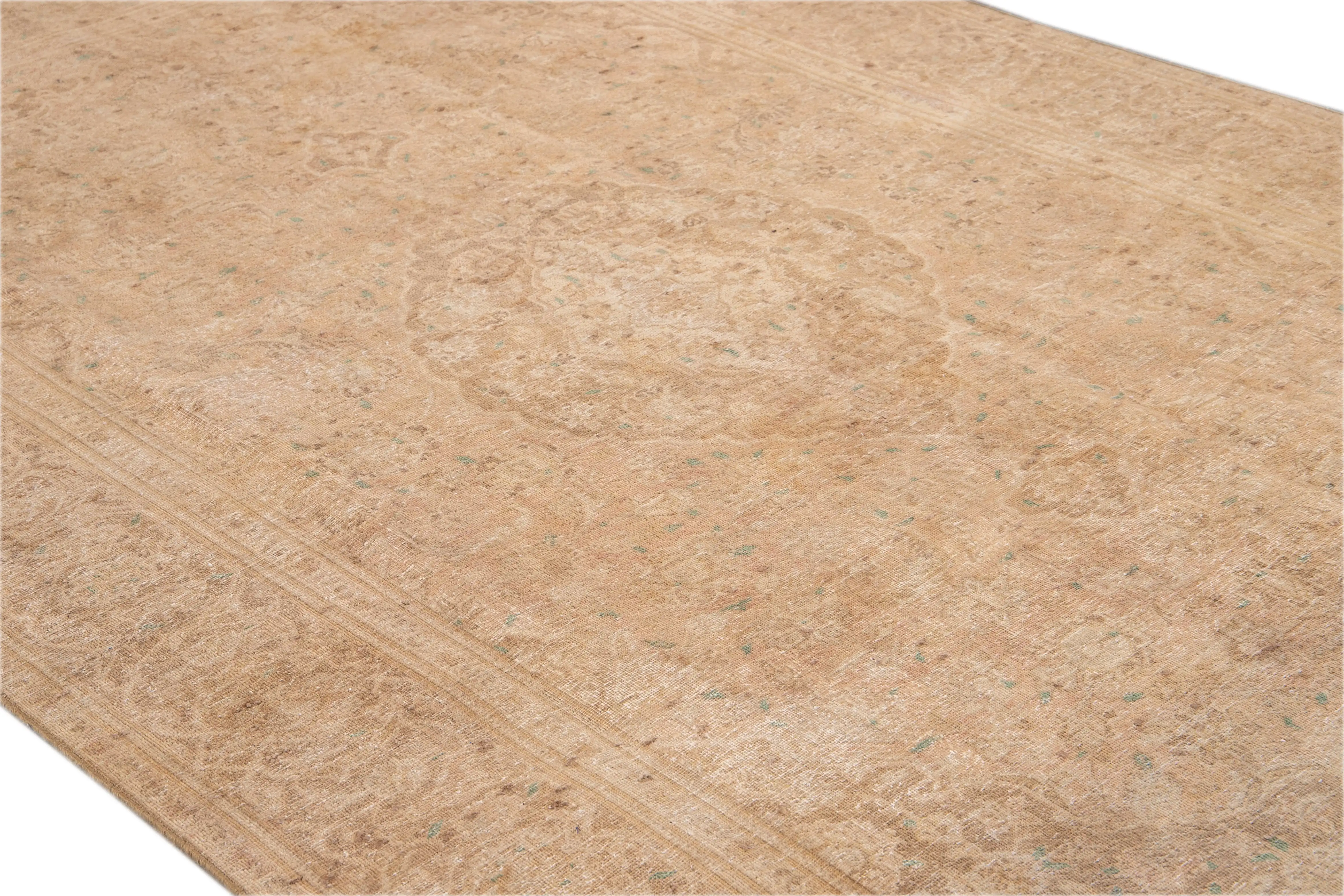 Vintage Beige Medallion Wool Rug 4 Vintage Beige Medallion Wool Rug