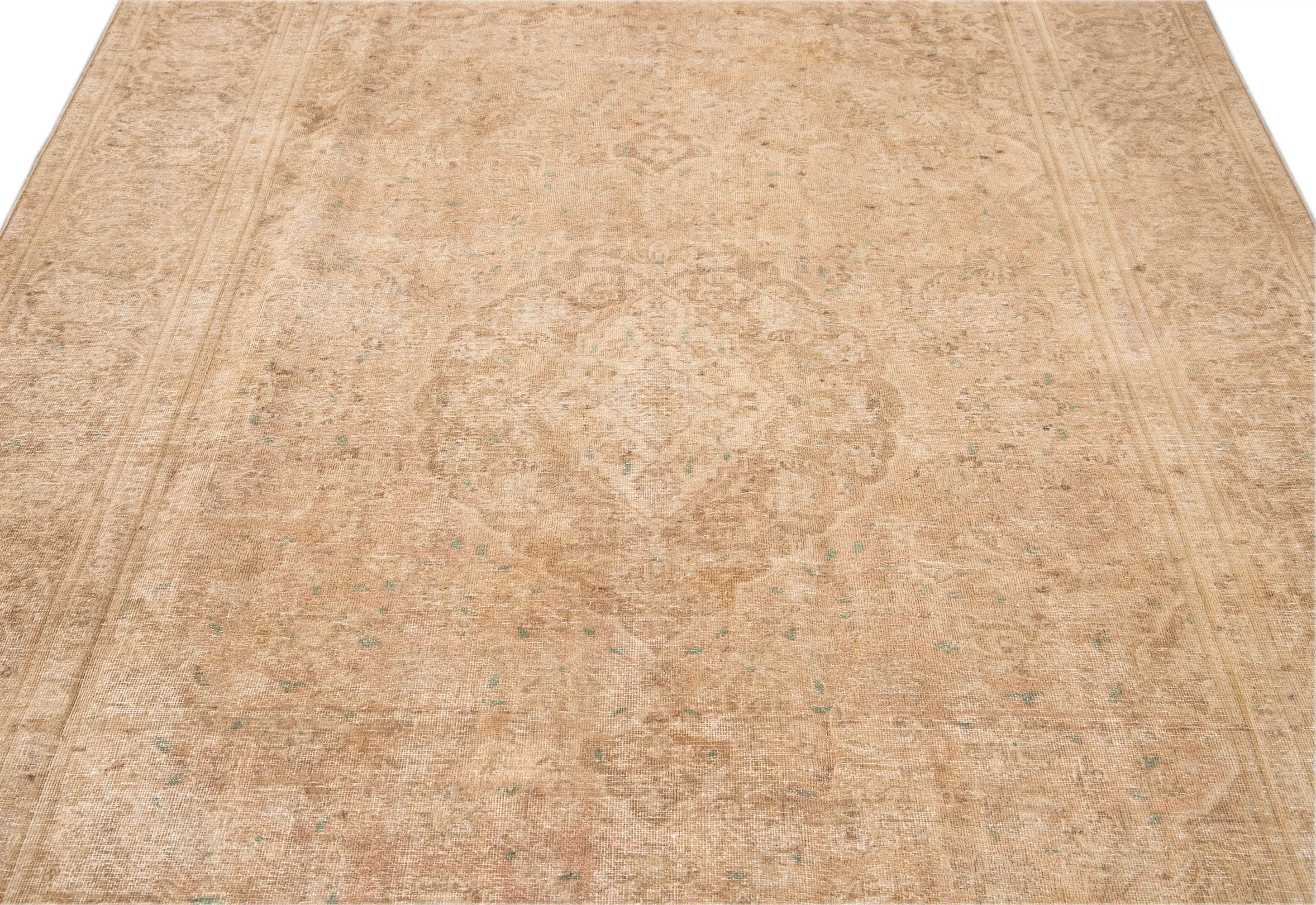 Vintage Beige Medallion Wool Rug 5 Vintage Beige Medallion Wool Rug