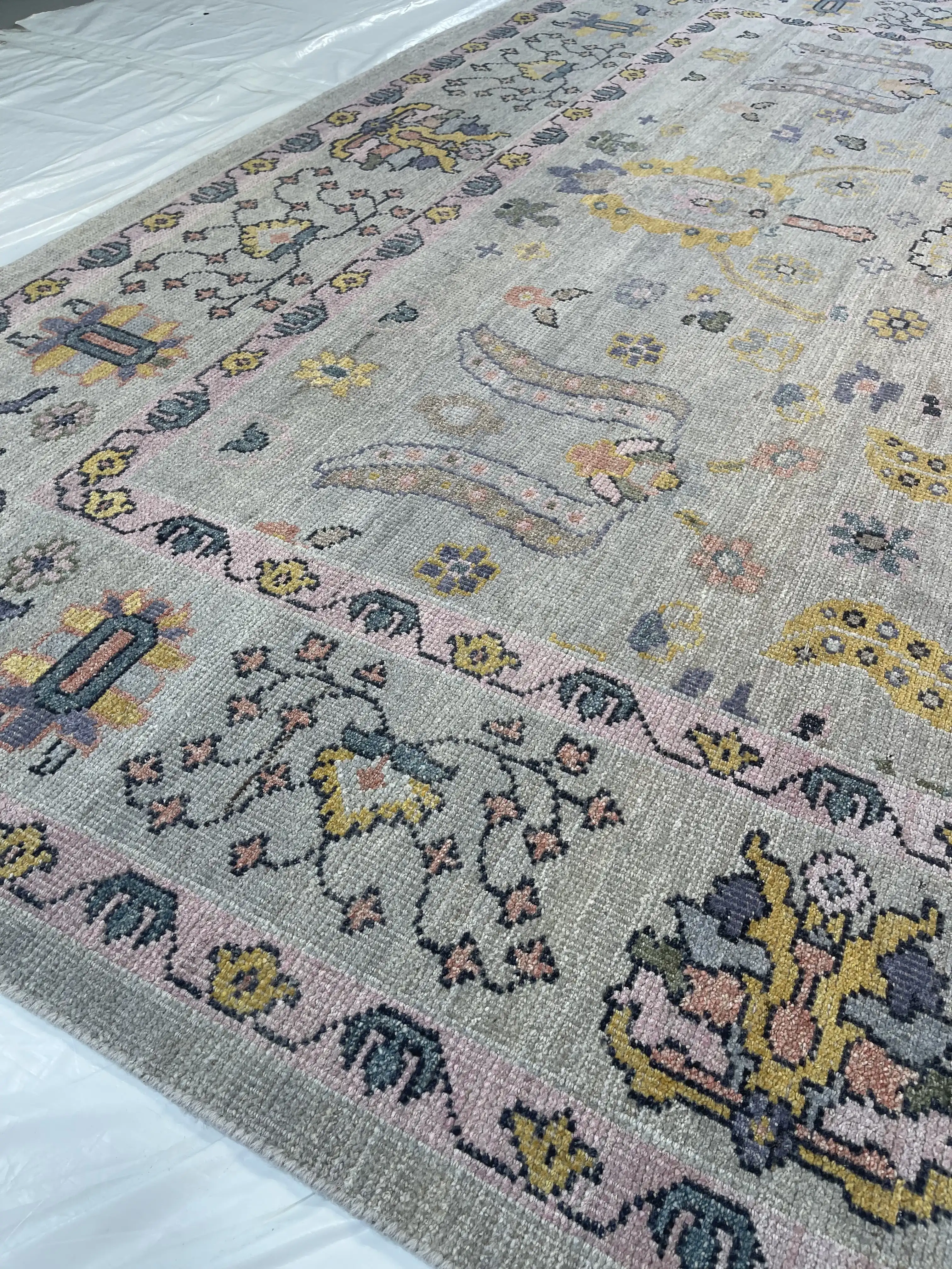 9" x 12" Oushak Rug, Light Gray 2 9" x 12" Oushak Rug, Light Gray