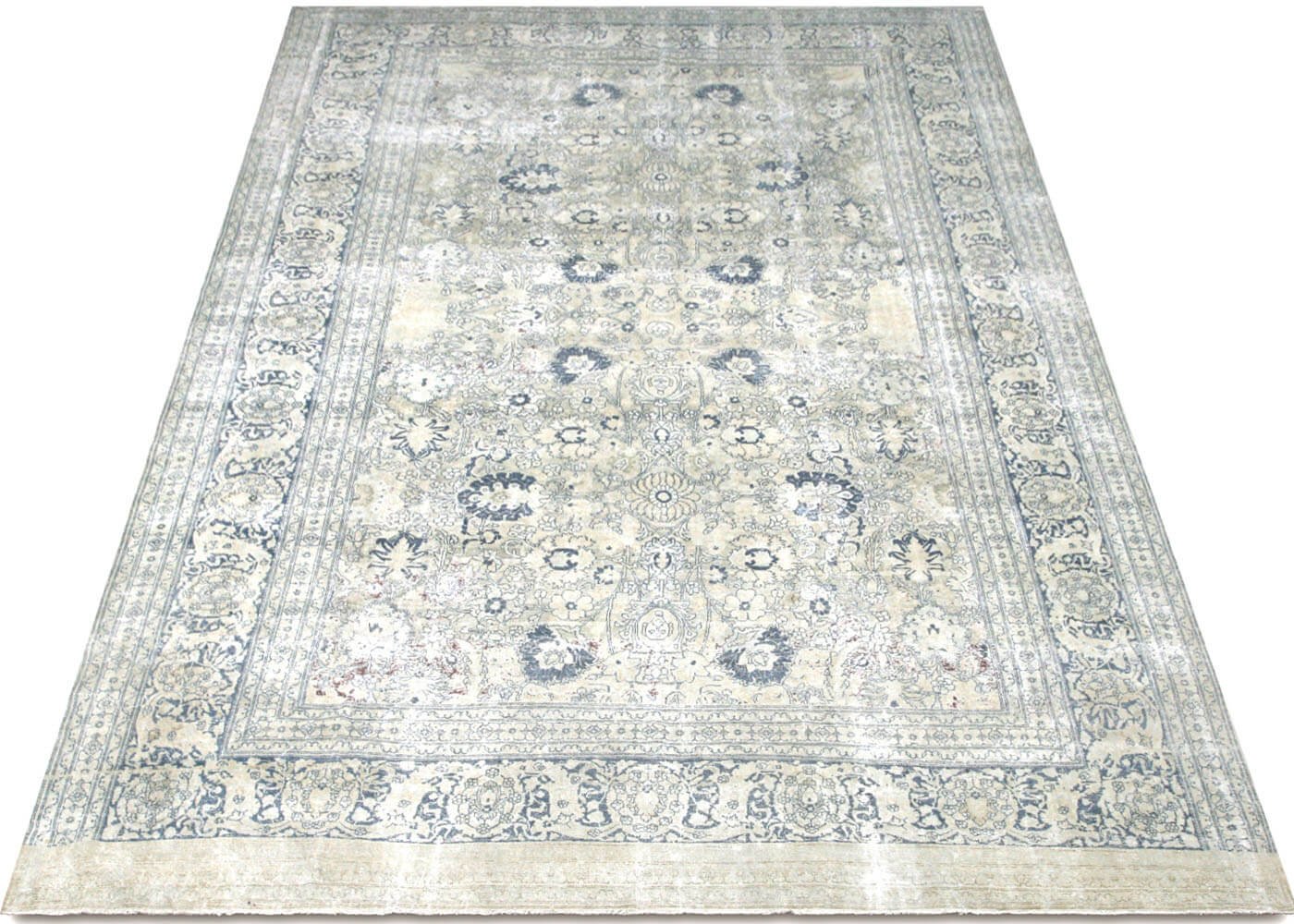 1940s Persian Tabriz Rug, 11' x 16'7" 6 1940s Persian Tabriz Rug, 11' x 16'7"