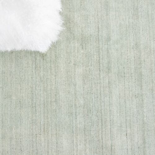 Sanctuary hand-loomed Rug, Light Green 5 Sanctuary hand-loomed Rug, Light Green