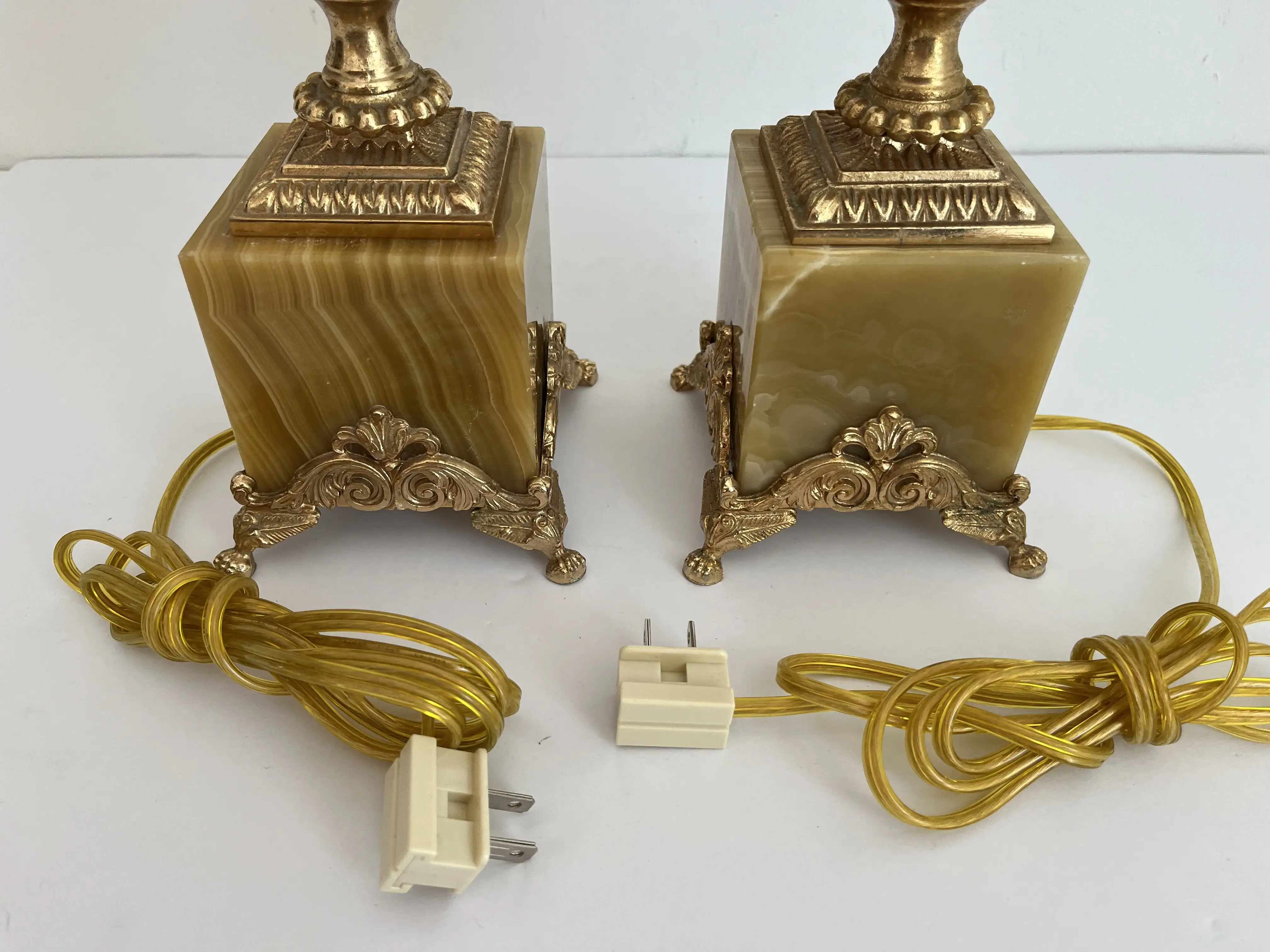 1950s Italian Onyx Lamps, Pair 5 1950s Italian Onyx Lamps, Pair