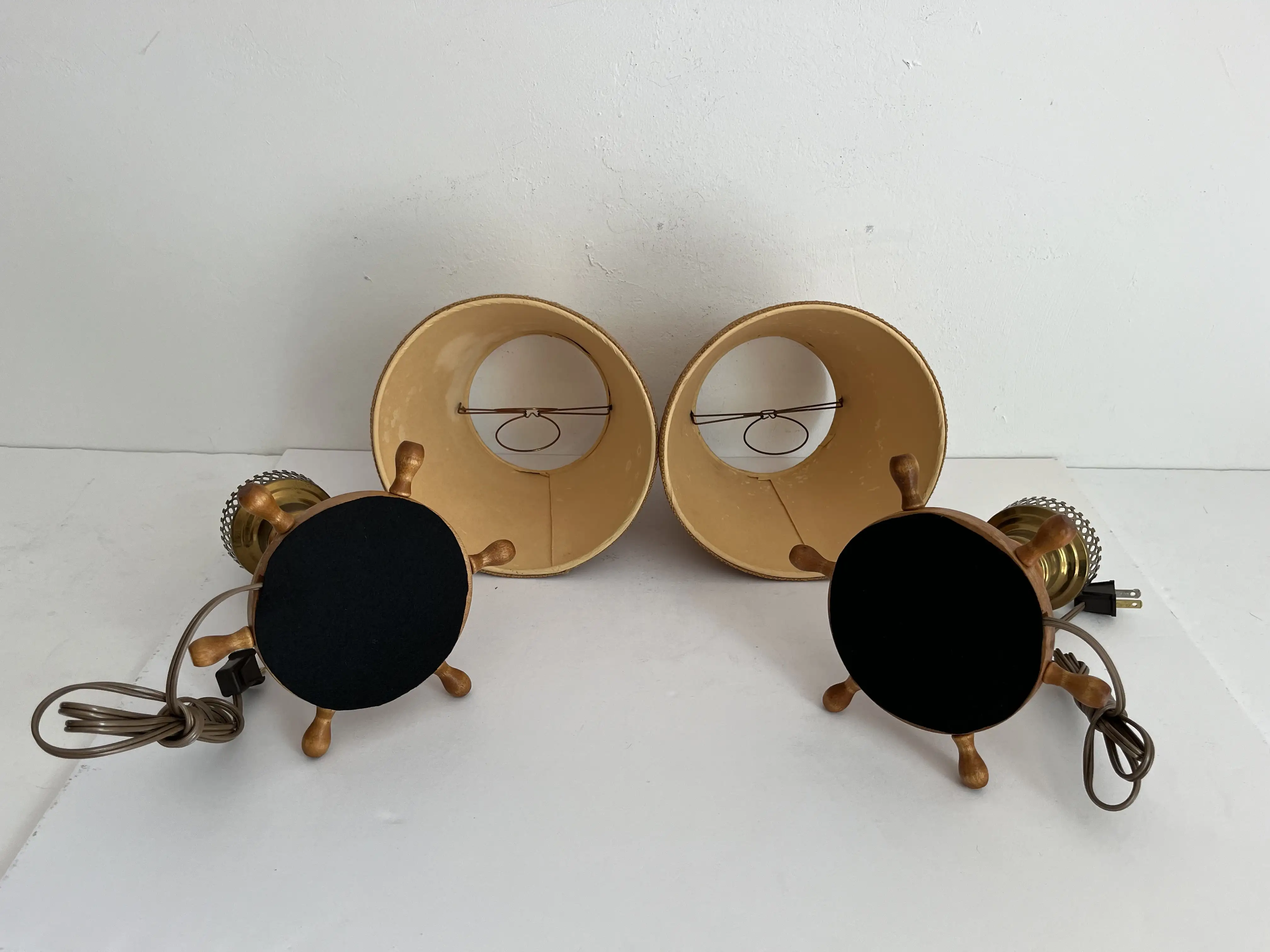 Wood Ship's Wheel Lamps & Shades, Pair 2 Wood Ship's Wheel Lamps & Shades, Pair