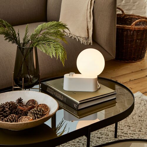 Alumina Table Lamp, Chalk White 10 Alumina Table Lamp, Chalk White