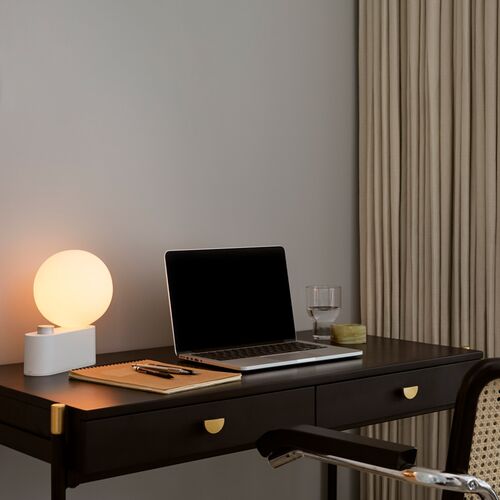 Alumina Table Lamp, Chalk White 6 Alumina Table Lamp, Chalk White