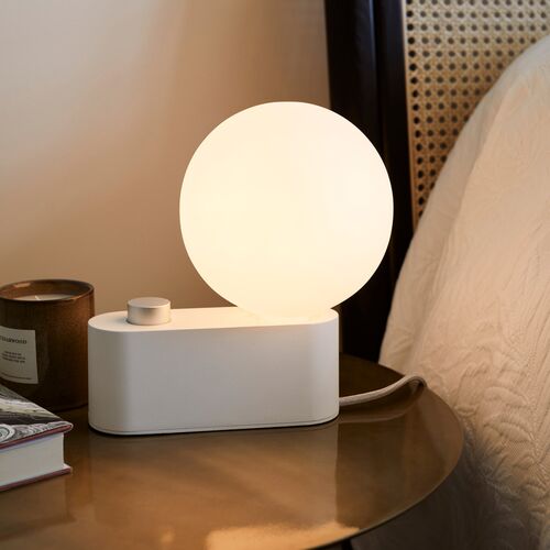 Alumina Table Lamp, Chalk White 7 Alumina Table Lamp, Chalk White