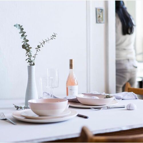 S/4 Shell Bisque Salad Plates 3 S/4 Shell Bisque Salad Plates