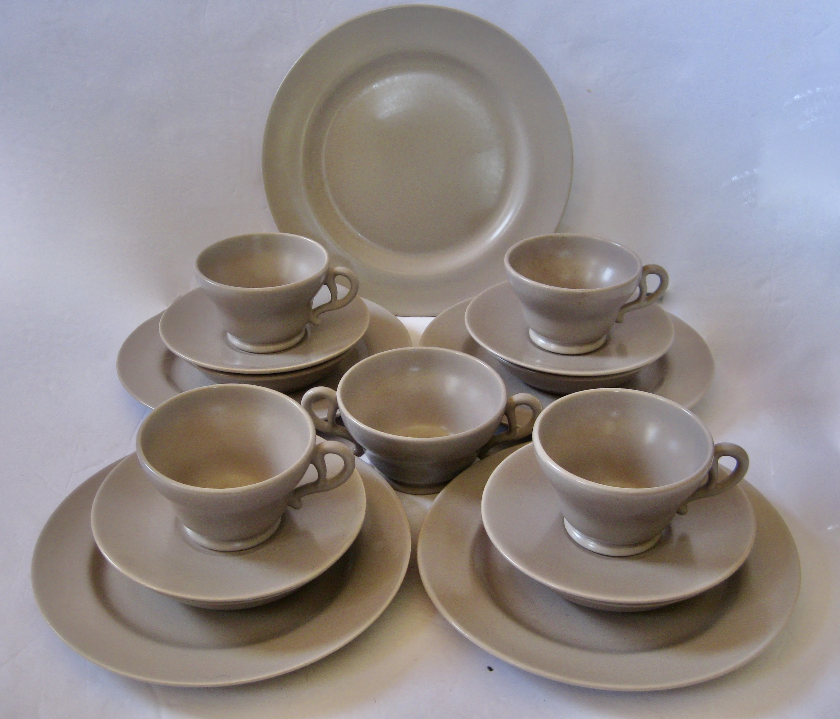 Gladding McBean Breakfast Set for 4 11 Gladding McBean Breakfast Set for 4