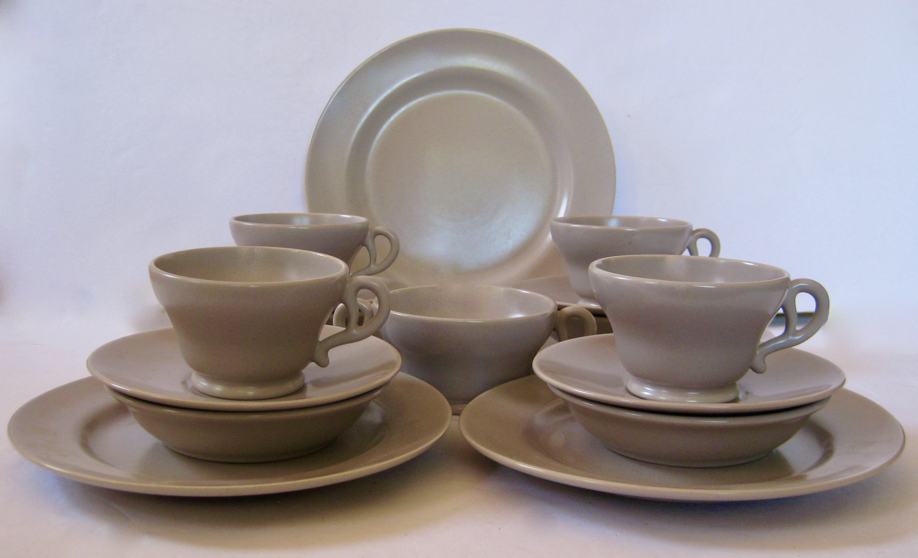 Gladding McBean Breakfast Set for 4 13 Gladding McBean Breakfast Set for 4