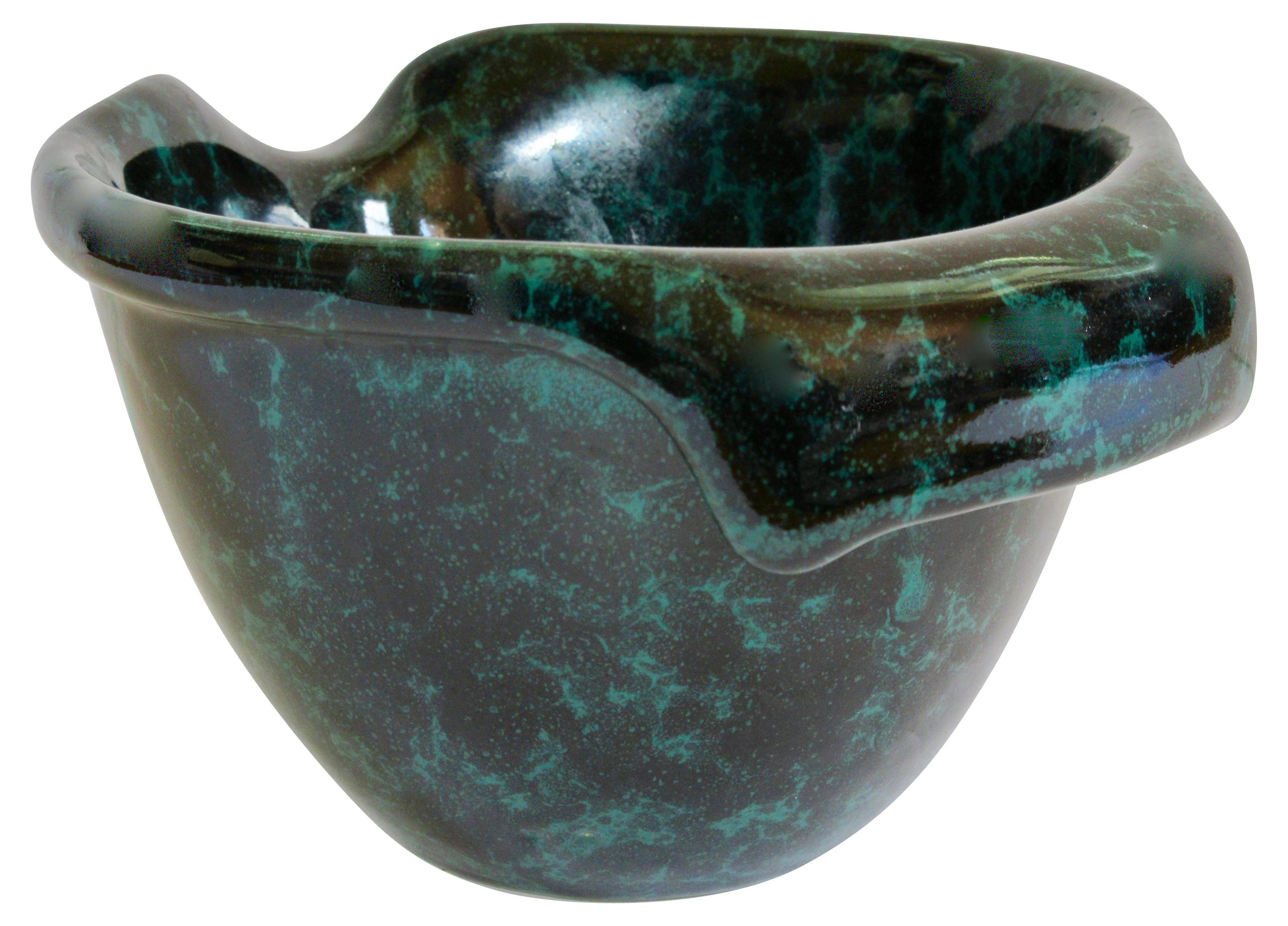 Bennington Pouring Bowl 4 Bennington Pouring Bowl