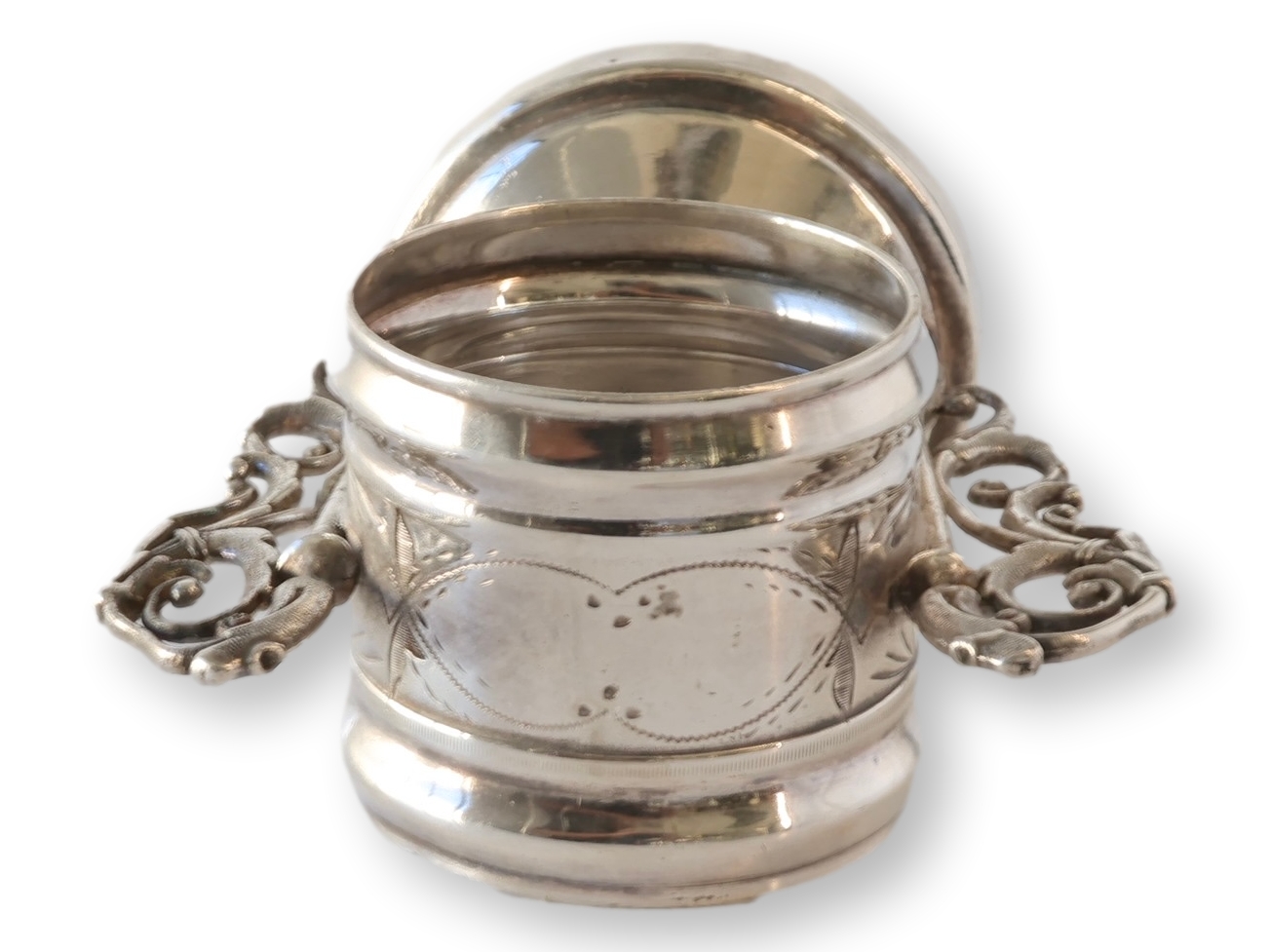 Antique Silver-Plate Napkin Ring 2 Antique Silver-Plate Napkin Ring