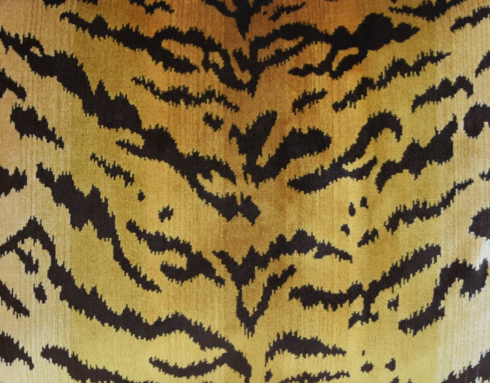 Scalamandre Le Tigre Tiger Pillows, Pr 2 Scalamandre Le Tigre Tiger Pillows, Pr