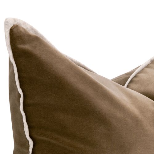 S/2 Emery 22" Velvet Pillows, Caramel 3 S/2 Emery 22" Velvet Pillows, Caramel