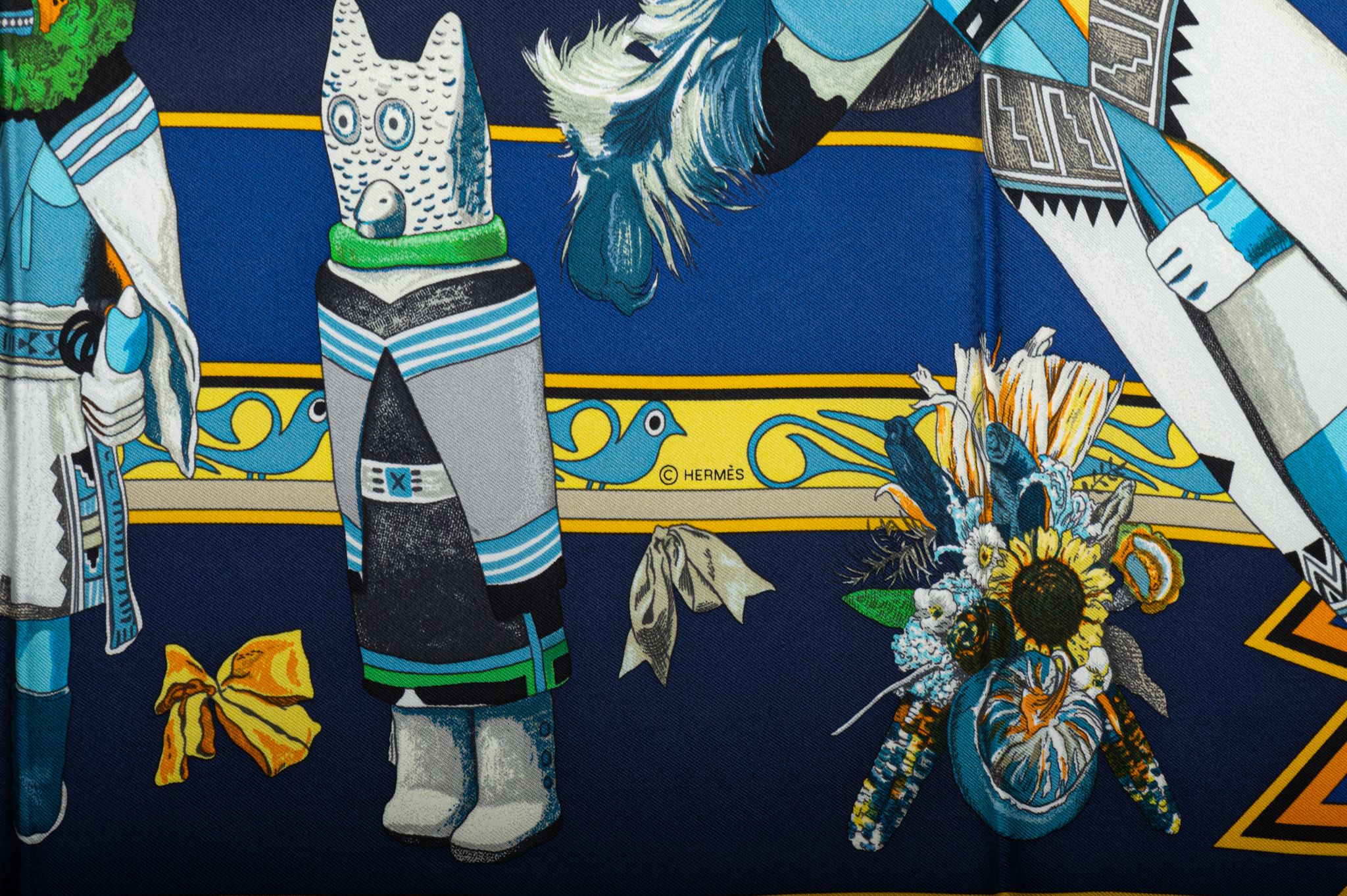Herm¨¨s Kermit Oliver Kachinas Scarf Blue 5 Herm¨¨s Kermit Oliver Kachinas Scarf Blue