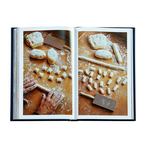 A Man & His Kitchen Leatherbound Book 7 A Man & His Kitchen Leatherbound Book