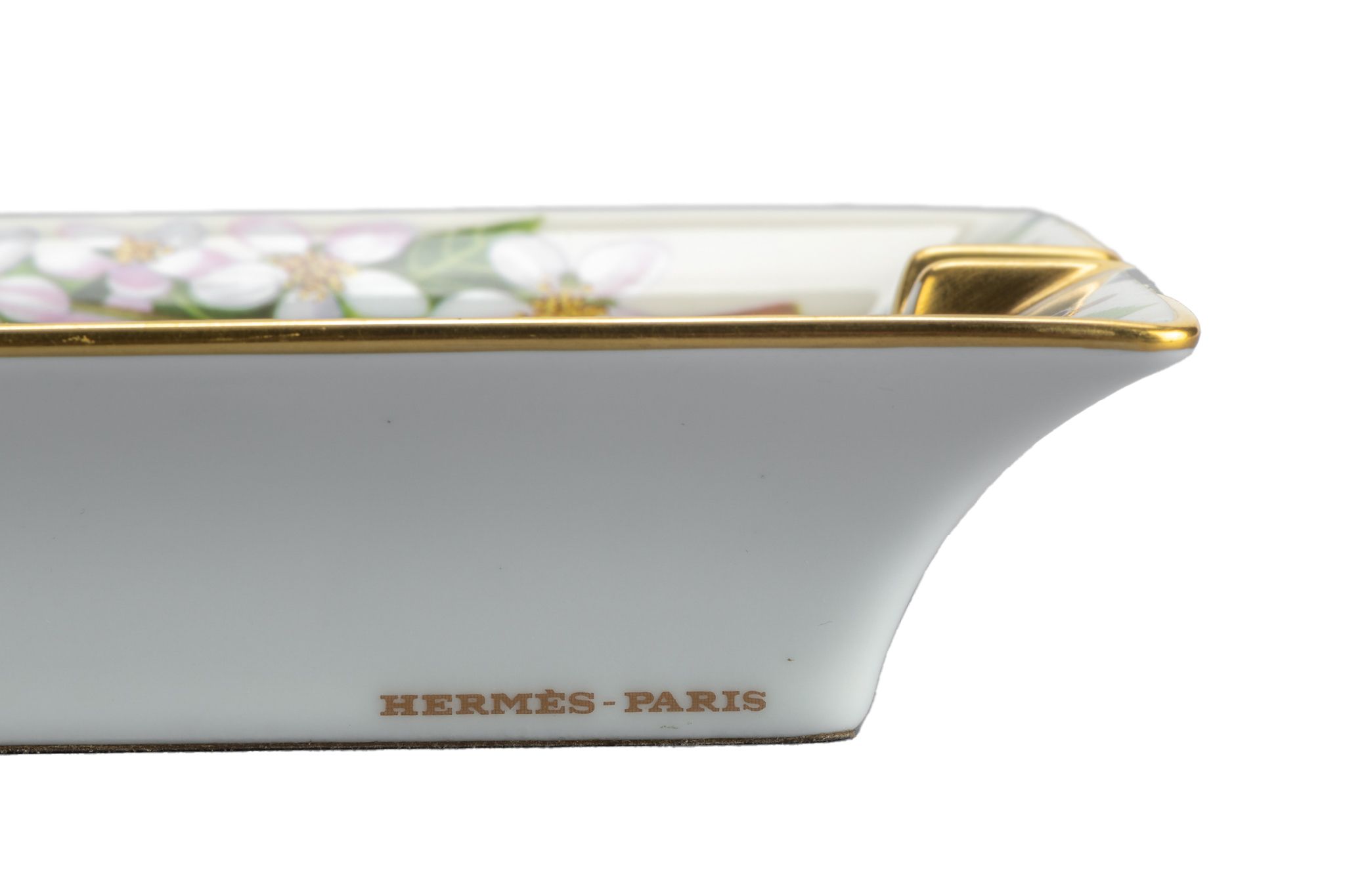 Hermes Apple White Porcelain Ashtray 4 Hermes Apple White Porcelain Ashtray