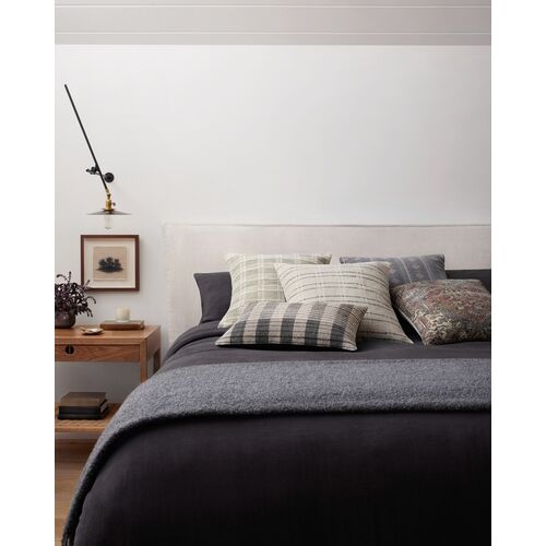 Madera 22x22 Pillow, Green 5 Madera 22x22 Pillow, Green