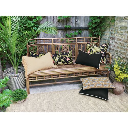 Riley 20x20 Outdoor Pillow, Black 3 Riley 20x20 Outdoor Pillow, Black