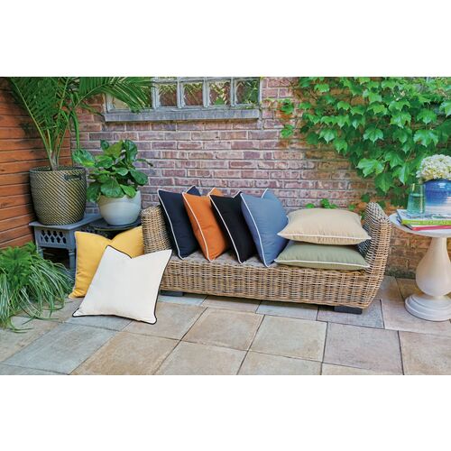 Riley 20x20 Outdoor Pillow, Black 4 Riley 20x20 Outdoor Pillow, Black