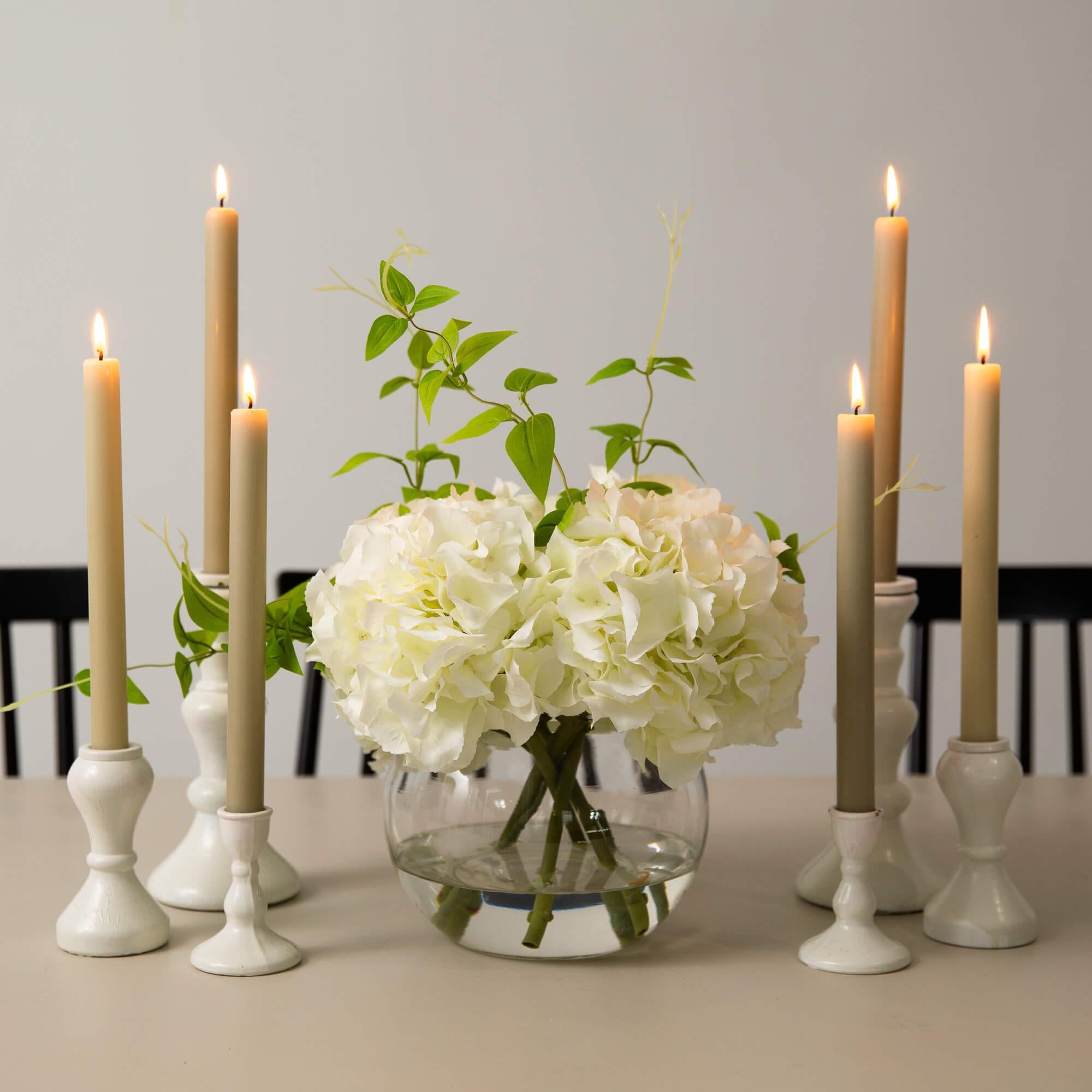 18" Hydrangea Arrangement in Glass Vase 5 18" Hydrangea Arrangement in Glass Vase