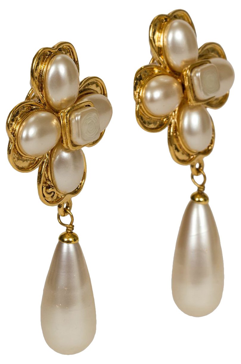 Chanel Clover Flower Pearl Earrings 2 Chanel Clover Flower Pearl Earrings