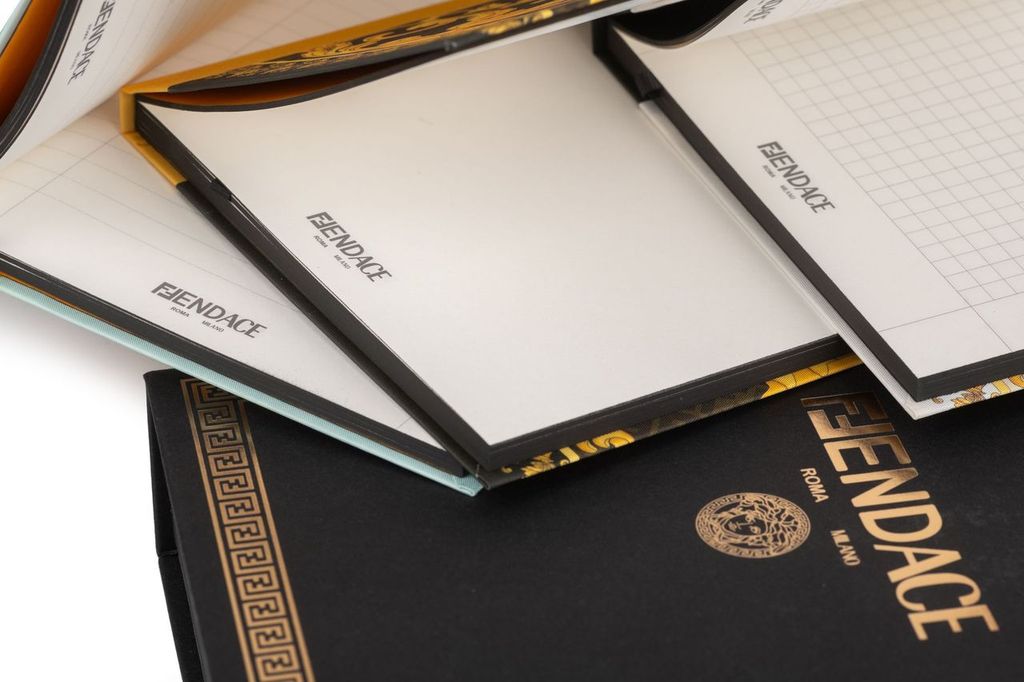 Fendace Brand New 3 Notebooks Set 4 Fendace Brand New 3 Notebooks Set