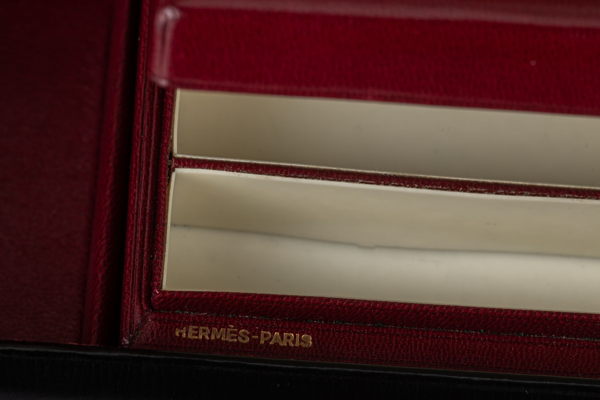 Herm¨¨s Vintage Vanity Case in Burgundy 3 Herm¨¨s Vintage Vanity Case in Burgundy