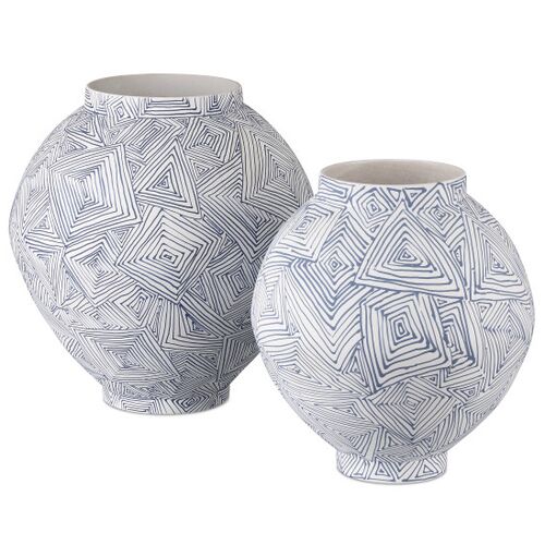 Blue Zag Vase, Blue/White 4 Blue Zag Vase, Blue/White