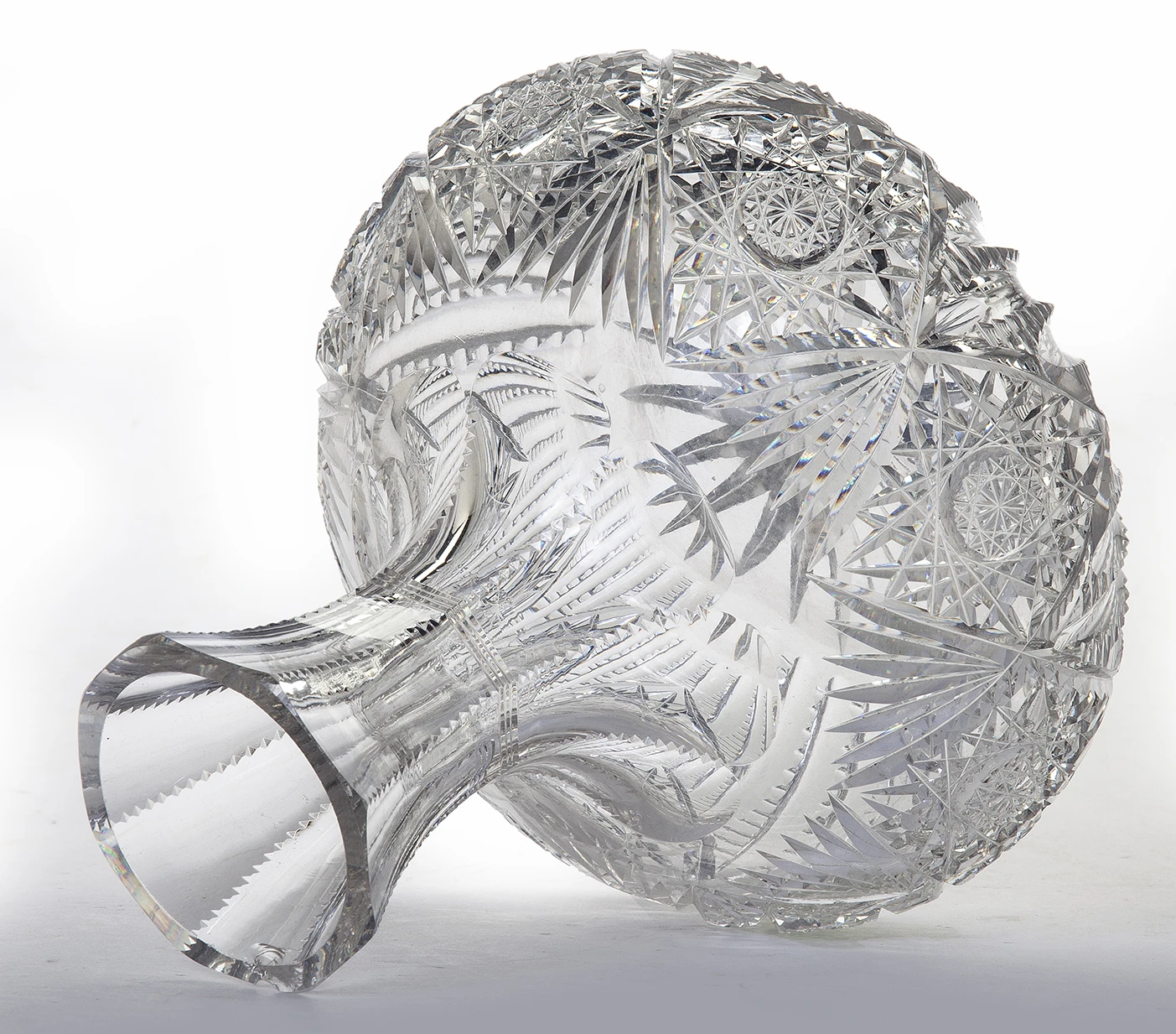 Cut Crystal Round Flower Vase/Carafe 3 Cut Crystal Round Flower Vase/Carafe